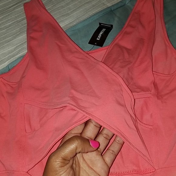 Brand new Express coral peplum top - Picture 3 of 4